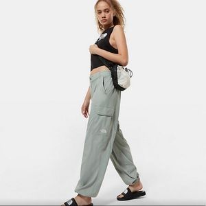 The North Face Sage sz 10 Joggers